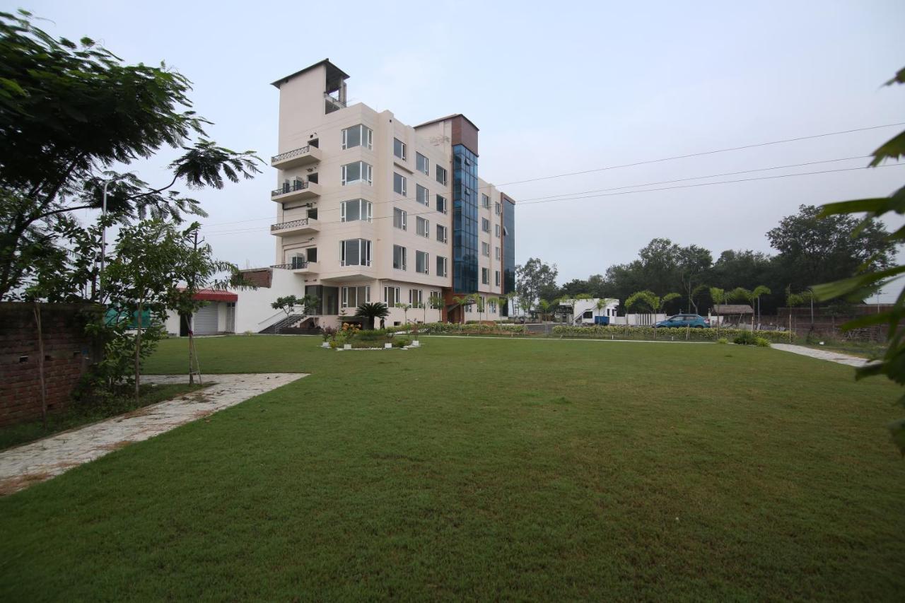 Econest Hotel Tarapith Exterior foto